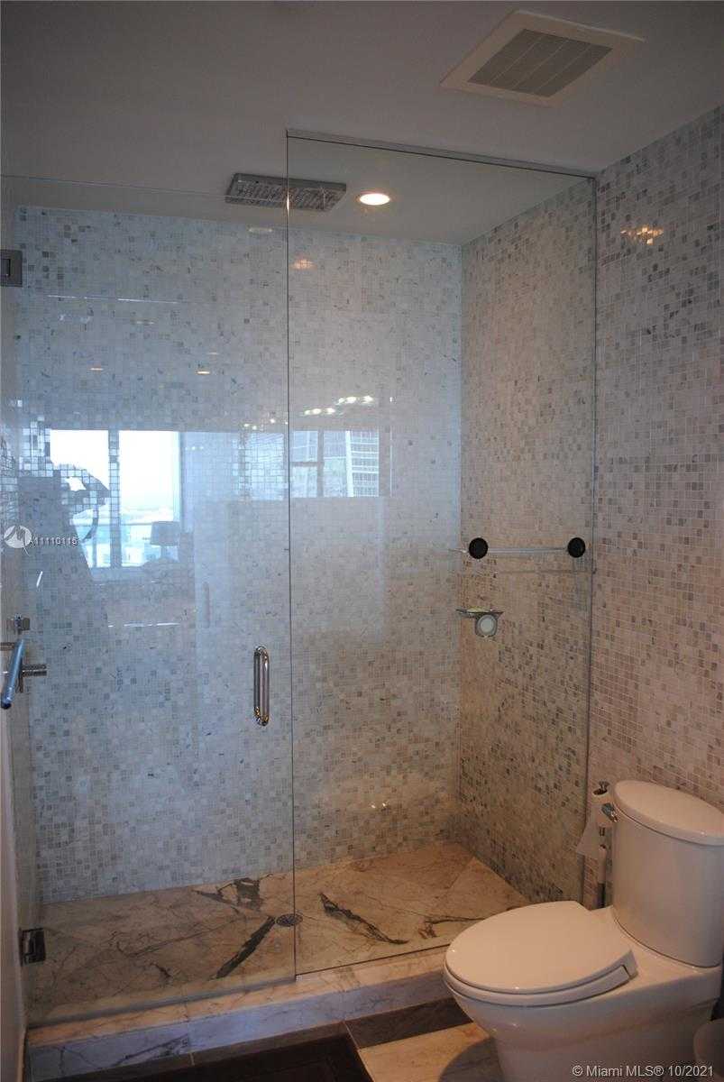 Small Image of 200 BISCAYNE BOULEVARD WAY #4507, Miami Number 16