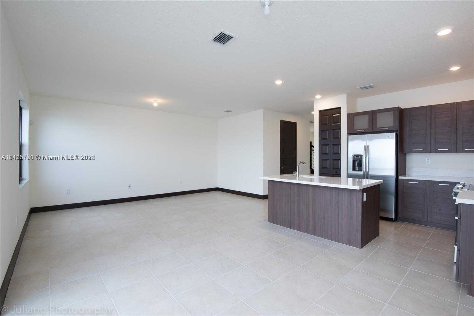 Small Image of 15955 NORTH WEST 91ST CT #15955, Miami Lakes Number 16