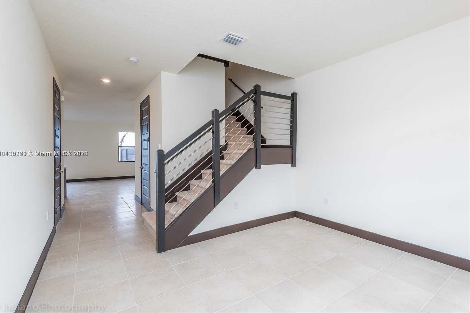 Small Image of 15955 NORTH WEST 91ST CT #15955, Miami Lakes Number 3