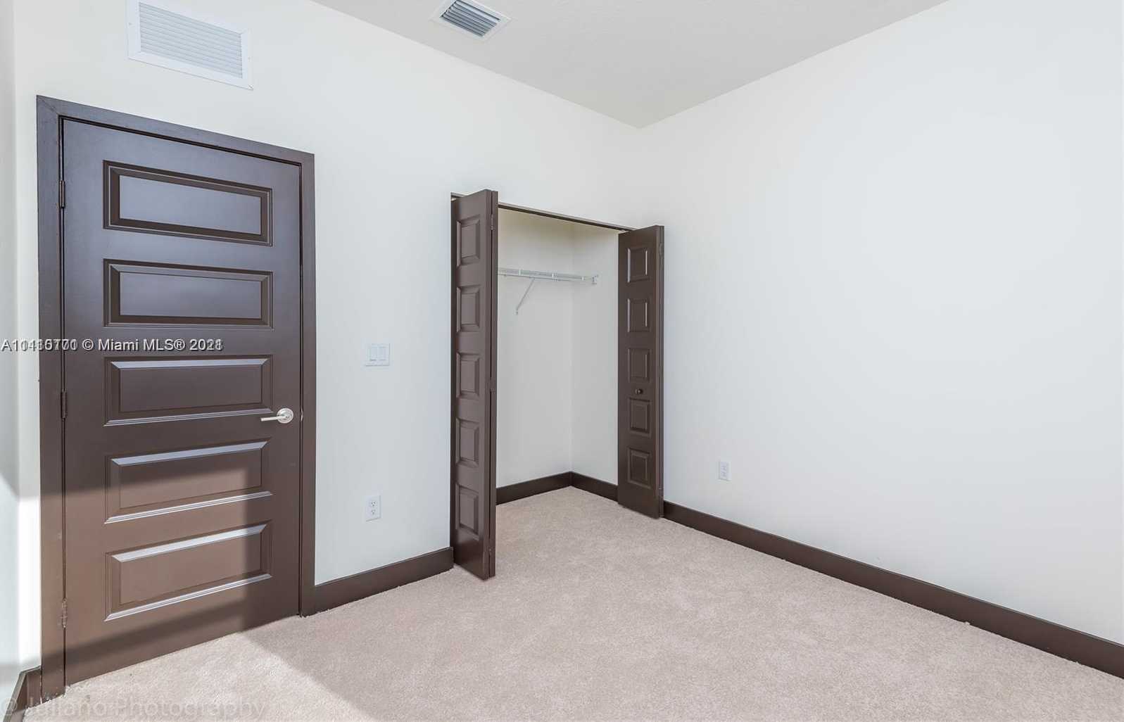 Small Image of 15955 NORTH WEST 91ST CT #15955, Miami Lakes Number 4