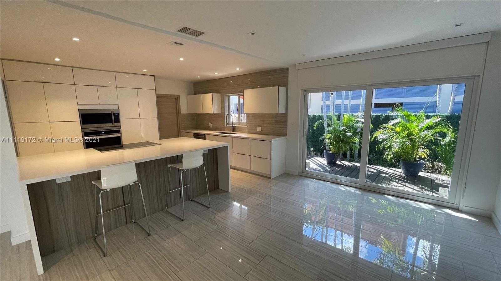 Small Image of 2341 KEYSTONE BLVD, North Miami Number 26