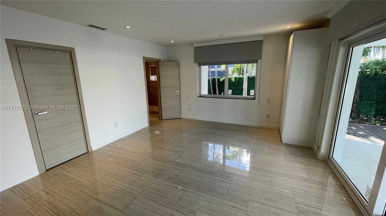 Small Image of 2341 KEYSTONE BLVD, North Miami Number 34