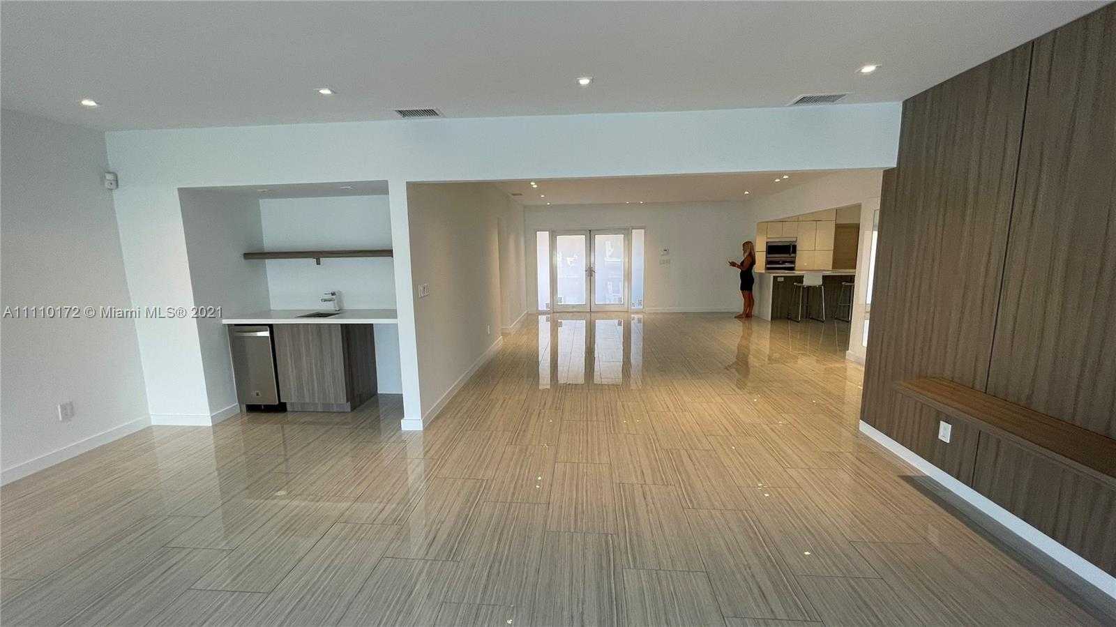 Small Image of 2341 KEYSTONE BLVD, North Miami Number 37