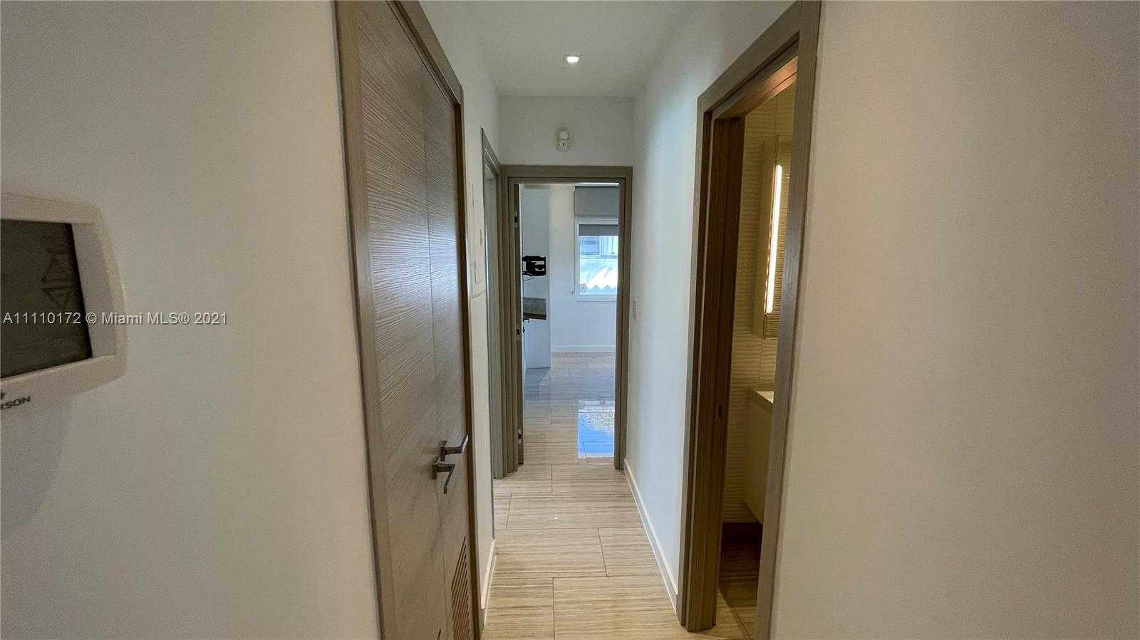 Small Image of 2341 KEYSTONE BLVD, North Miami Number 38