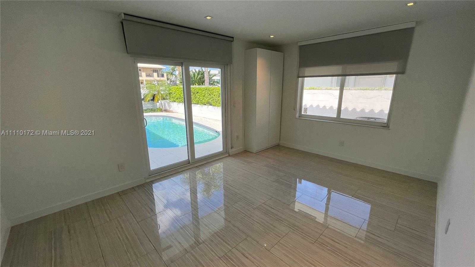 Small Image of 2341 KEYSTONE BLVD, North Miami Number 41