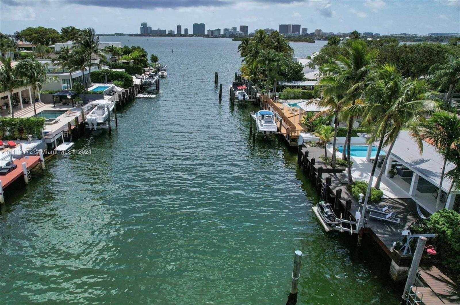 Small Image of 2341 KEYSTONE BLVD, North Miami Number 8
