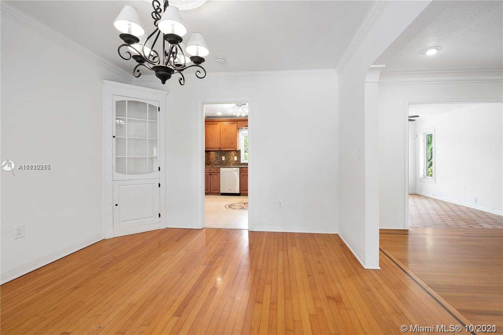 Small Image of 1419 CADIZ AVE, Coral Gables Number 18