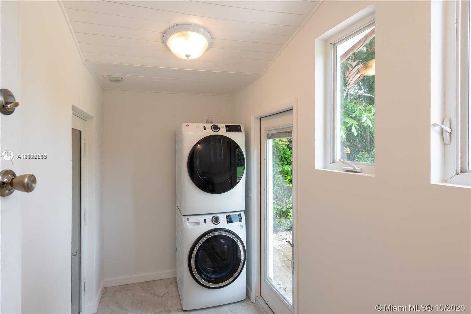 Small Image of 1419 CADIZ AVE, Coral Gables Number 21