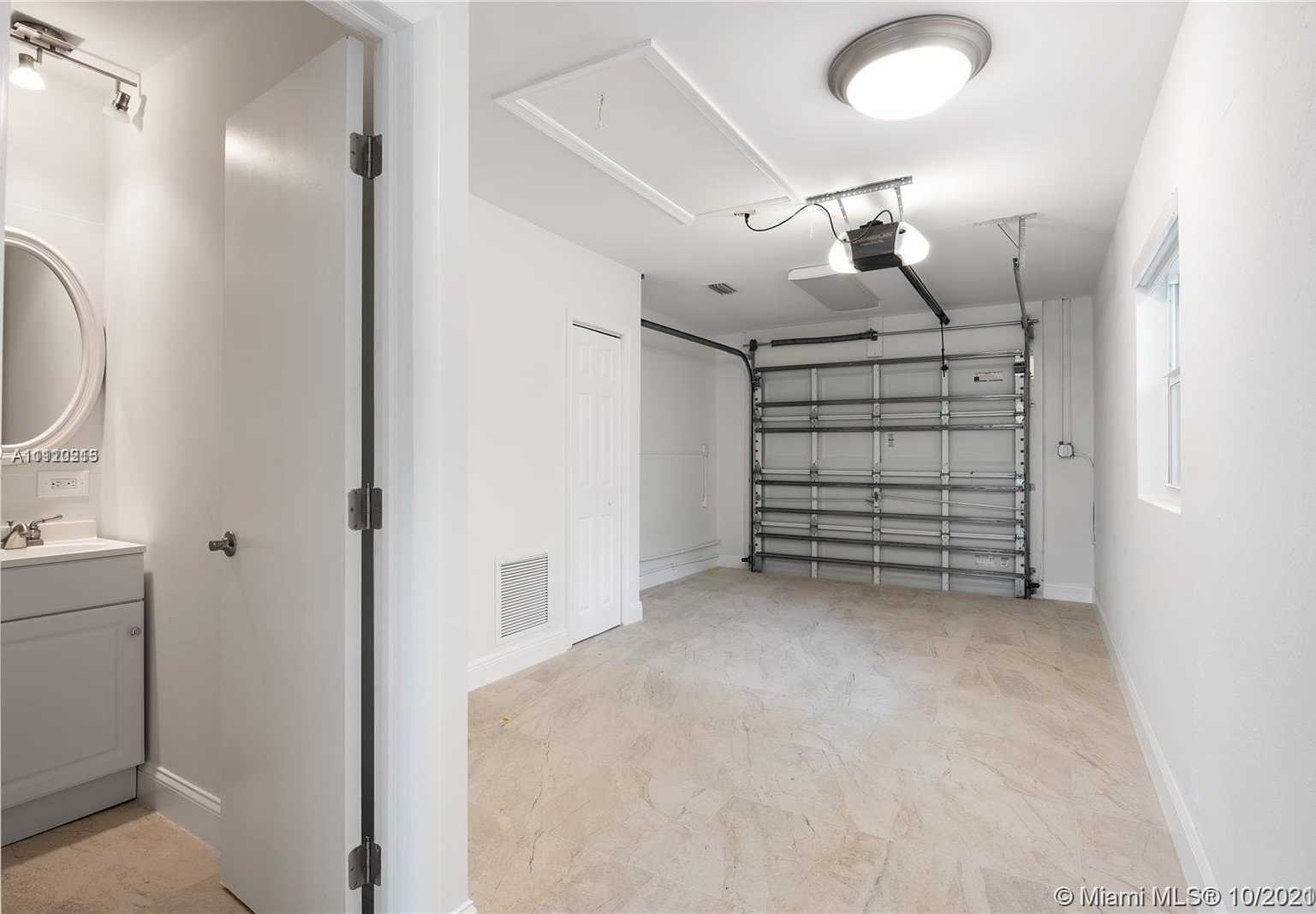 Small Image of 1419 CADIZ AVE, Coral Gables Number 22