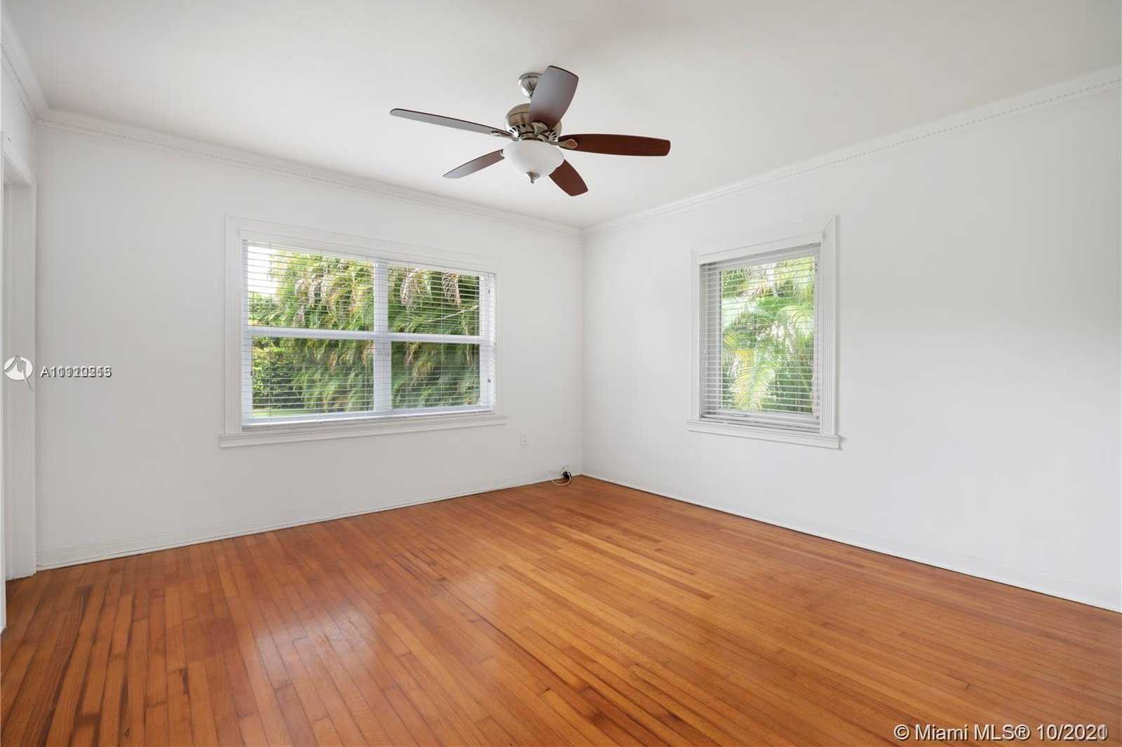Small Image of 1419 CADIZ AVE, Coral Gables Number 26