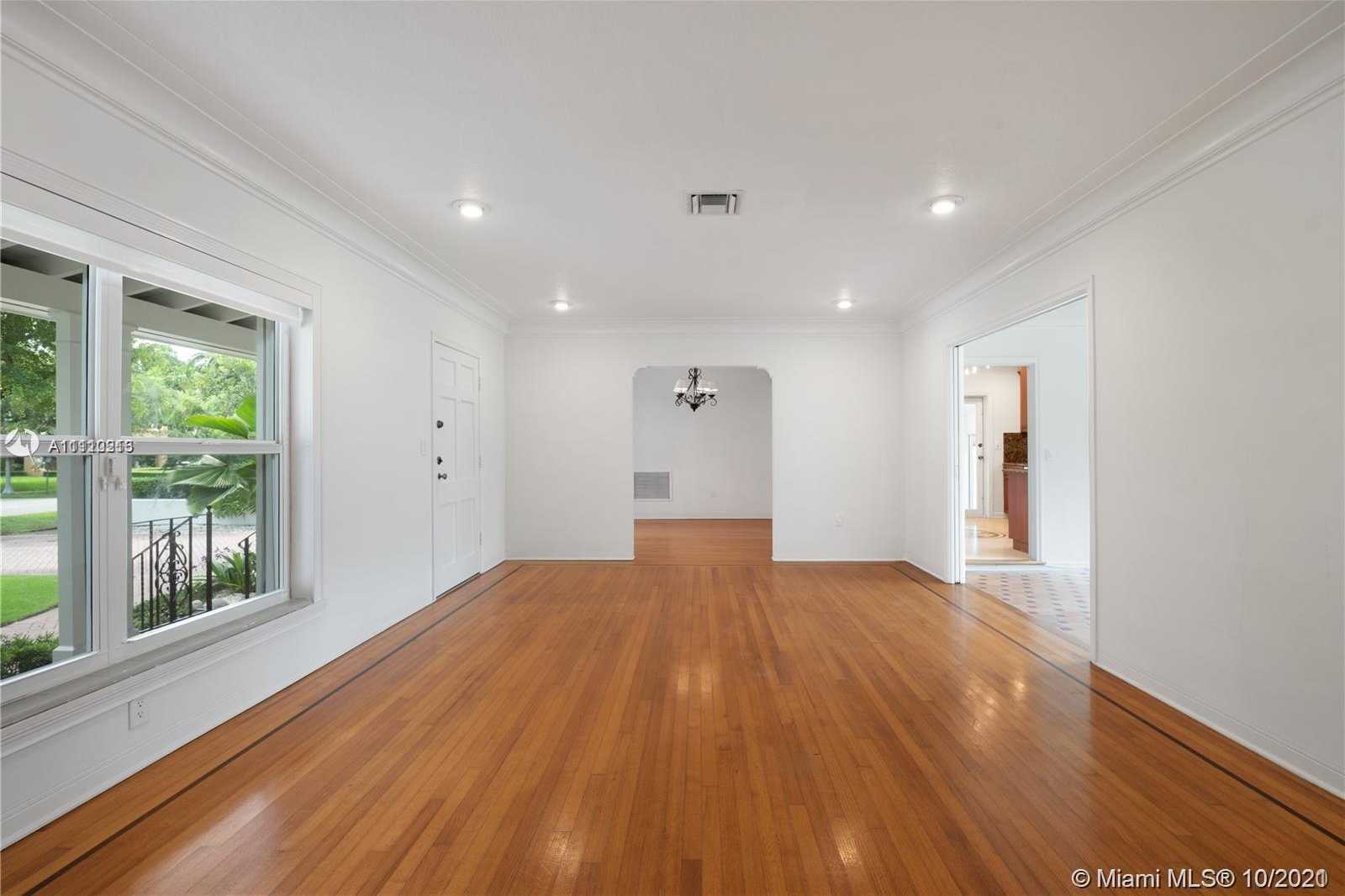 Small Image of 1419 CADIZ AVE, Coral Gables Number 3