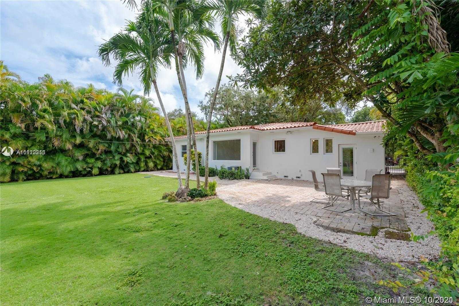 Small Image of 1419 CADIZ AVE, Coral Gables Number 33