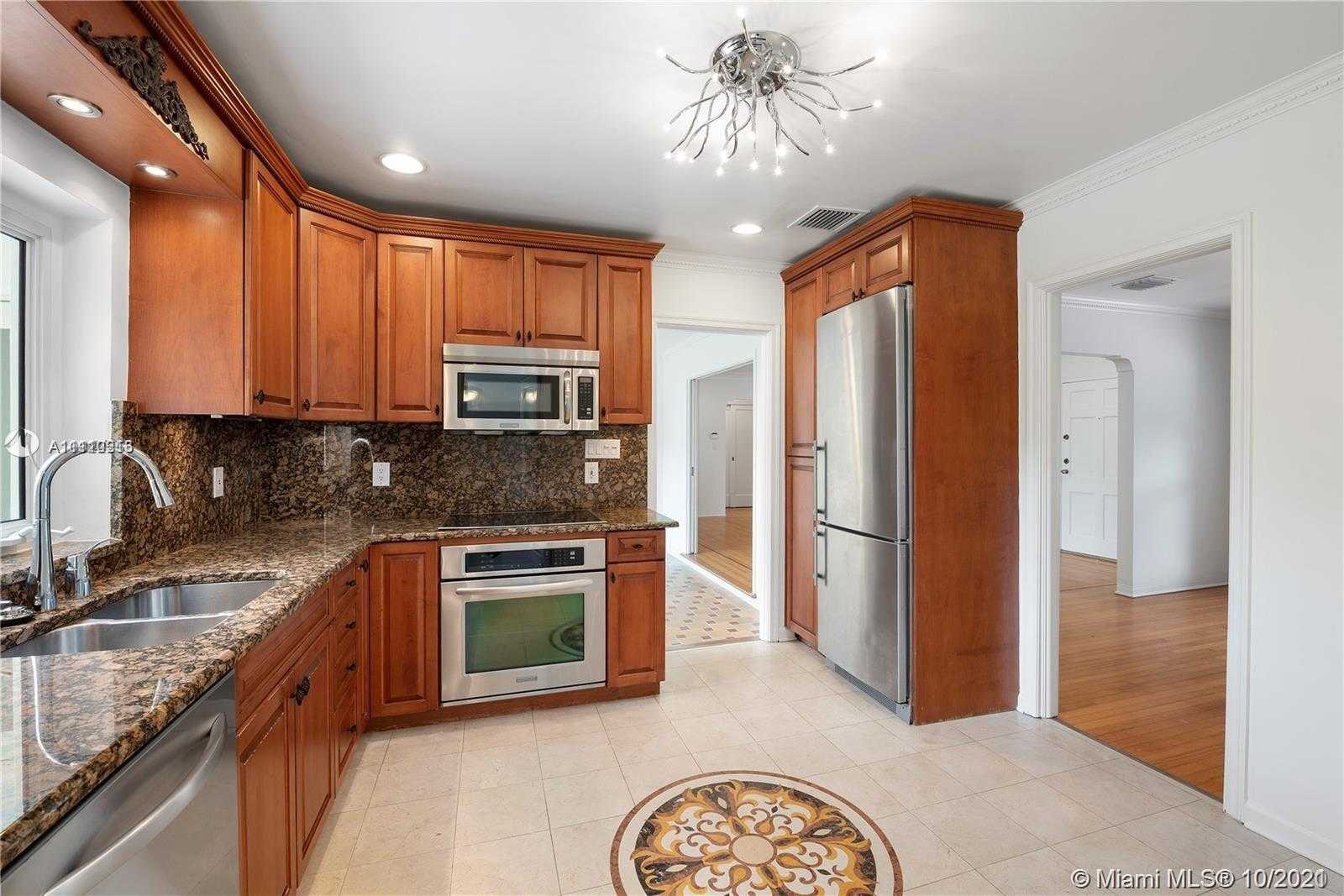 Small Image of 1419 CADIZ AVE, Coral Gables Number 5