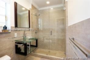 Small Image of 140 NORTH HIBISCUS DR, Miami Beach Number 16