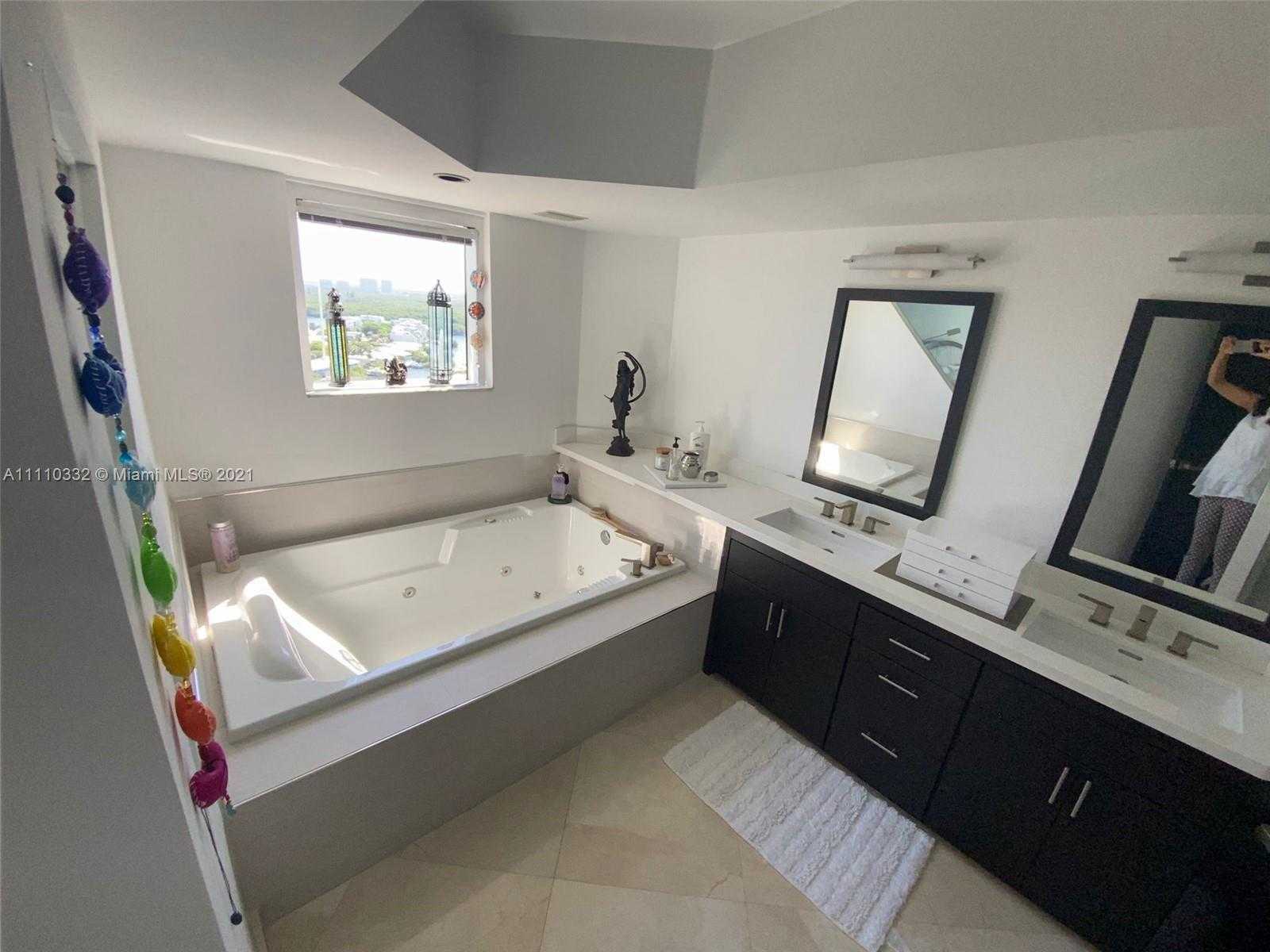 Small Image of 16425 COLLINS AVE #2018, Sunny Isles Beach Number 43