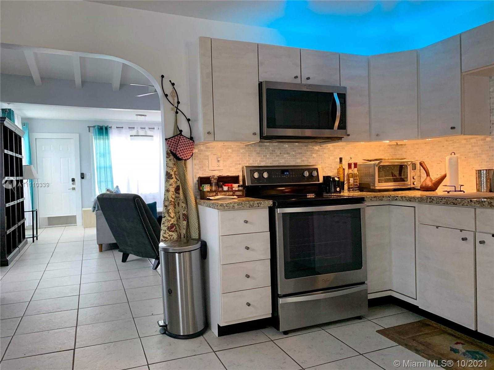 Small Image of 1608 JEFFERSON ST, Hollywood Number 11