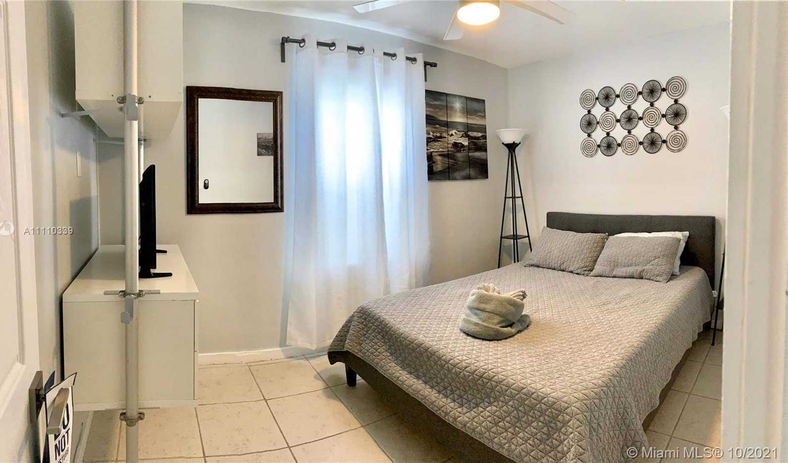 Small Image of 1608 JEFFERSON ST, Hollywood Number 16