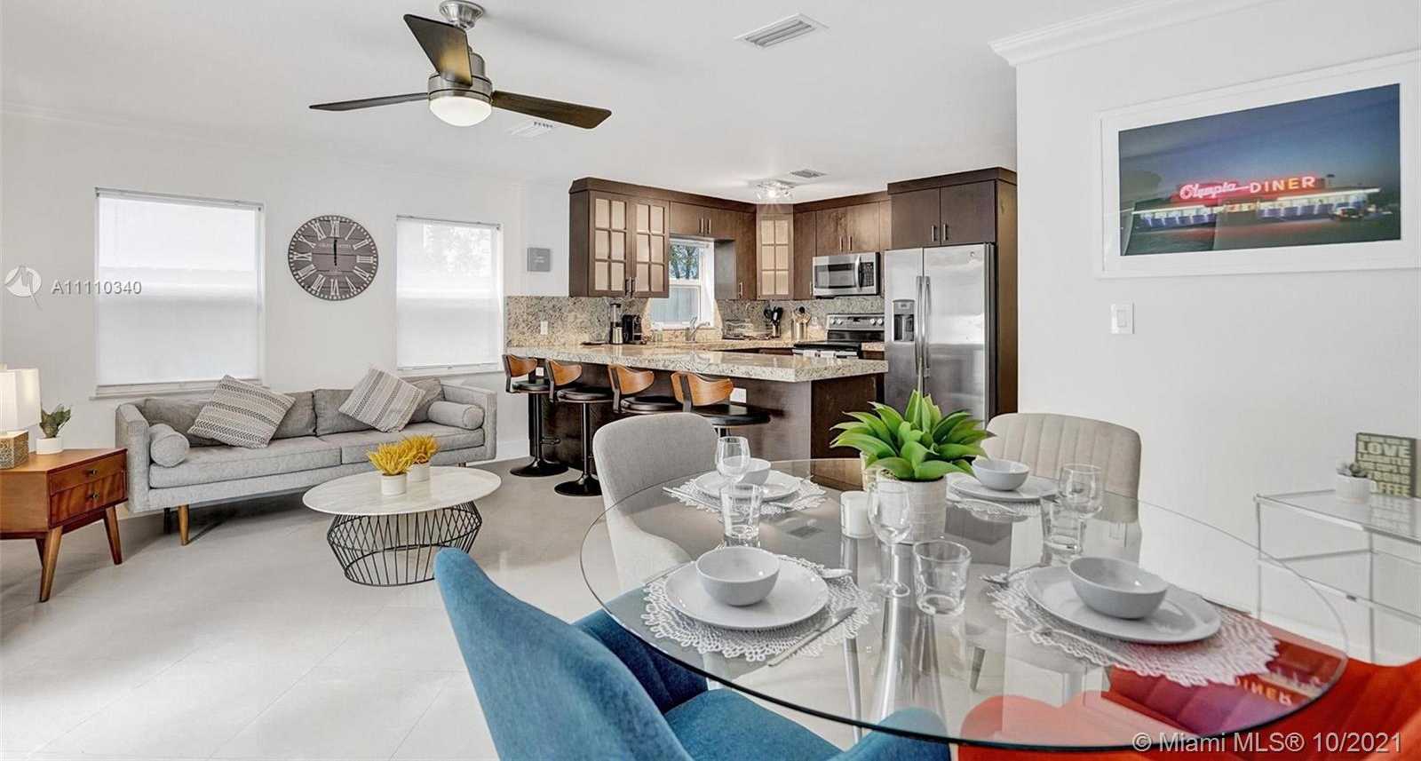 Small Image of 3160 NEW YORK ST #B, Miami Number 5