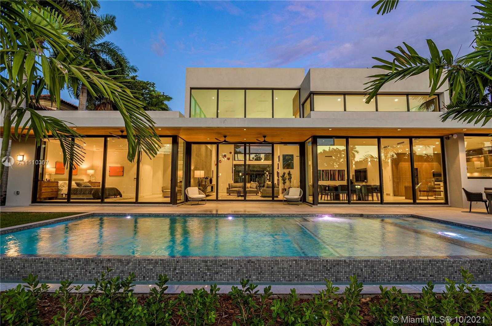 Small Image of 401 ROYAL PLAZA DR #na, Fort Lauderdale Number 2