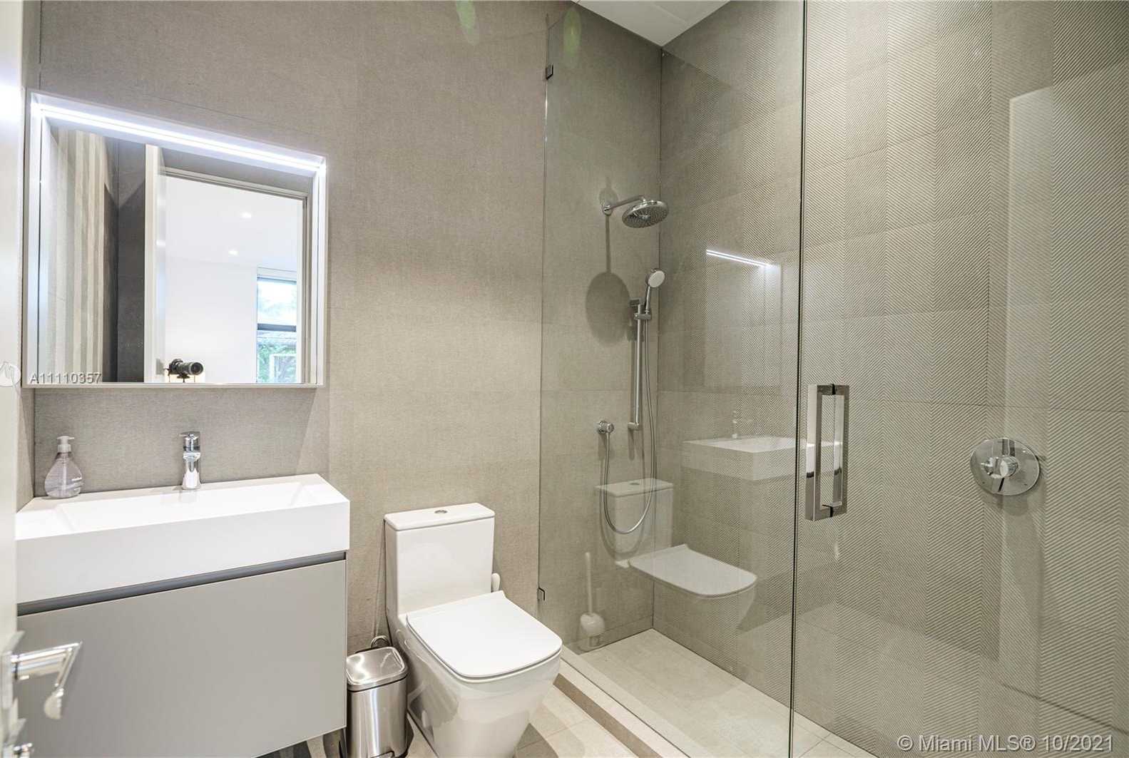 Small Image of 401 ROYAL PLAZA DR #na, Fort Lauderdale Number 27