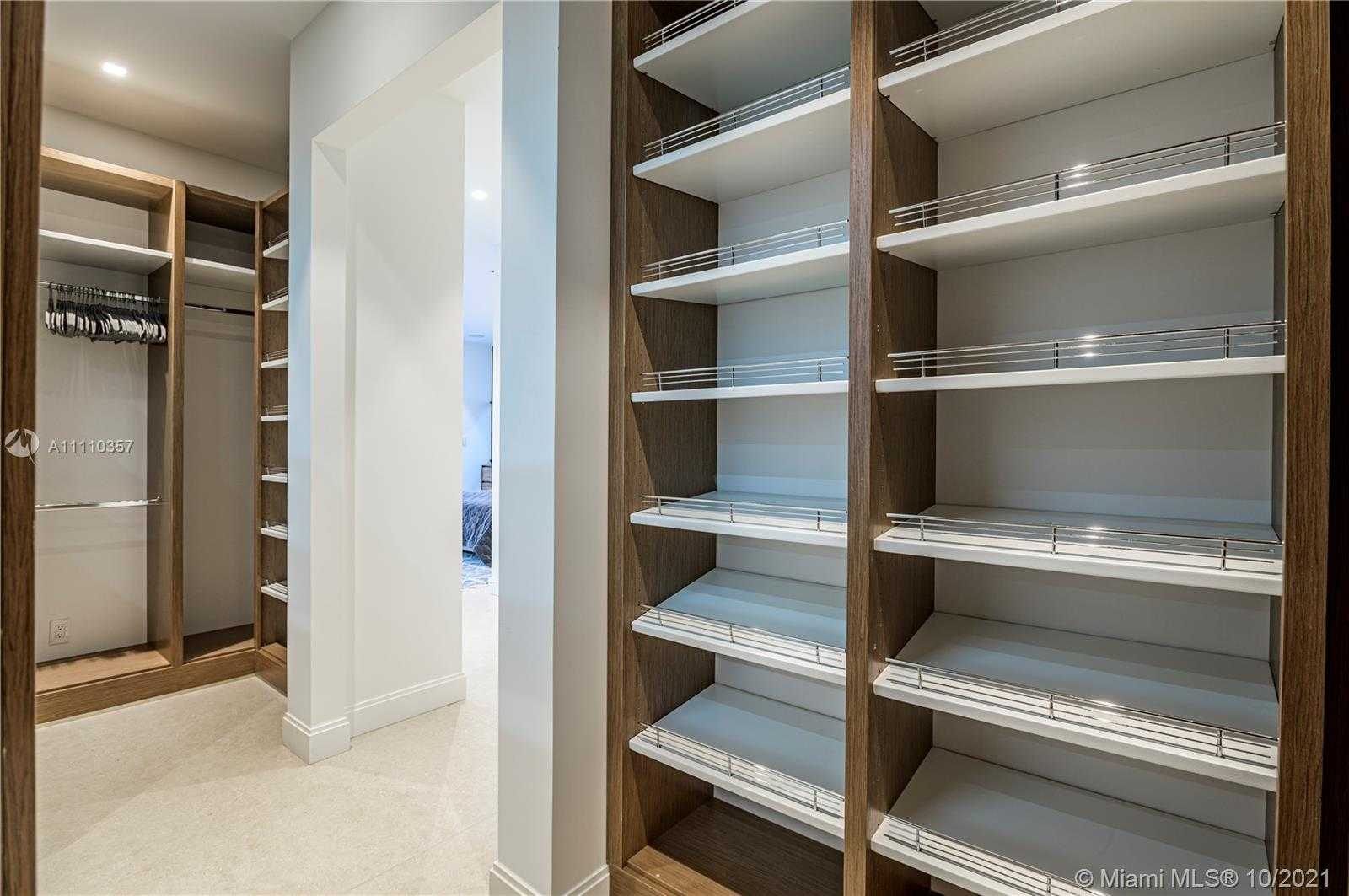 Small Image of 401 ROYAL PLAZA DR #na, Fort Lauderdale Number 35