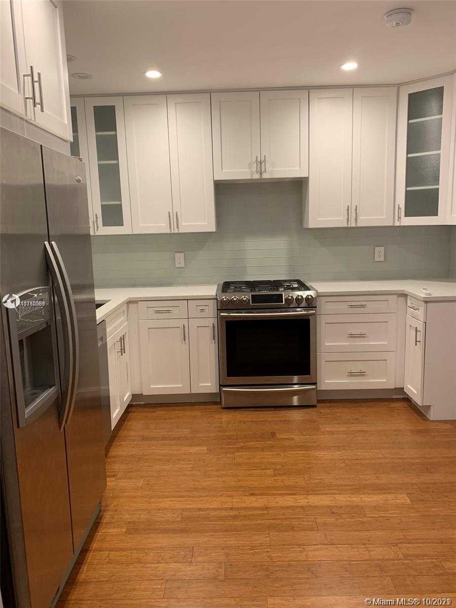 Small Image of 2318 CLEVELAND ST #1, Hollywood Number 7