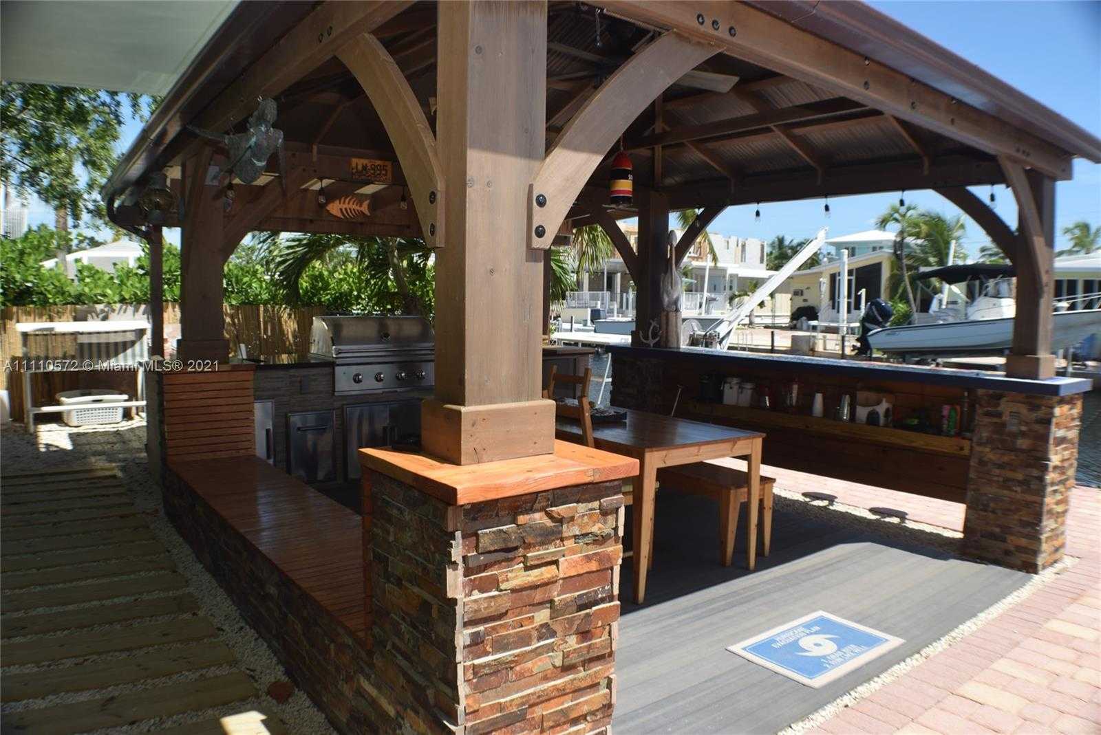 Small Image of 15 POISONWOOD RD, Key Largo Number 23