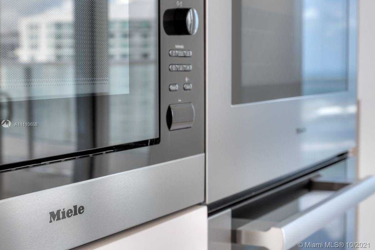 Small Image of 2020 NORTH BAYSHORE DR #4502, Miami Number 38