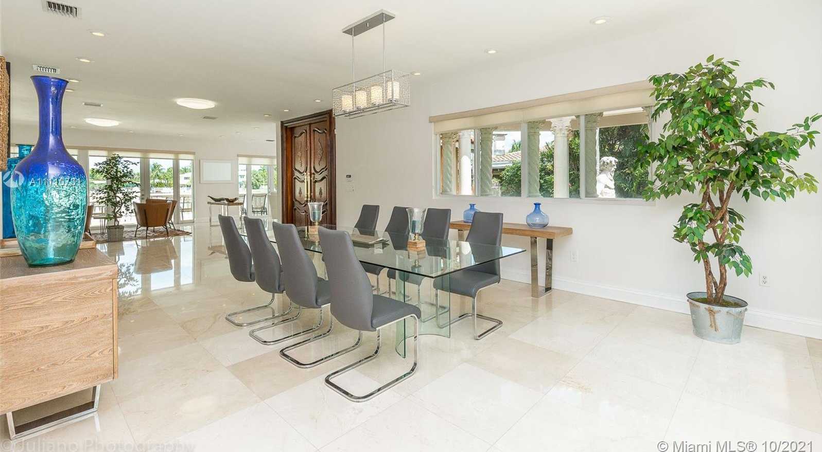 Small Image of 1249 BISCAYA DR, Surfside Number 16