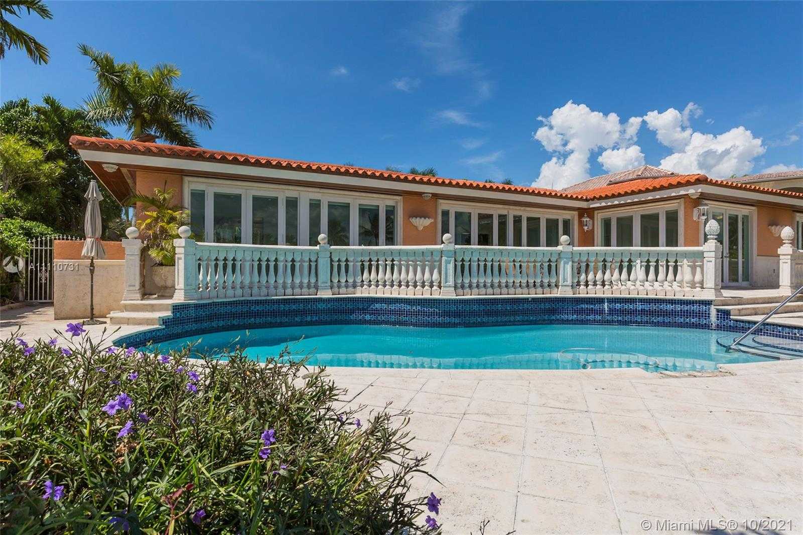 Small Image of 1249 BISCAYA DR, Surfside Number 4