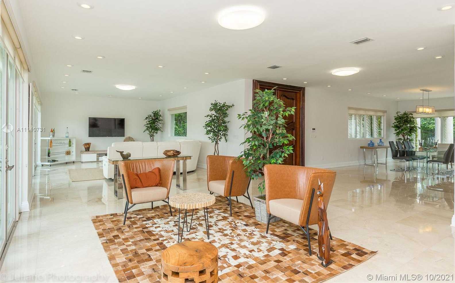 Small Image of 1249 BISCAYA DR, Surfside Number 6