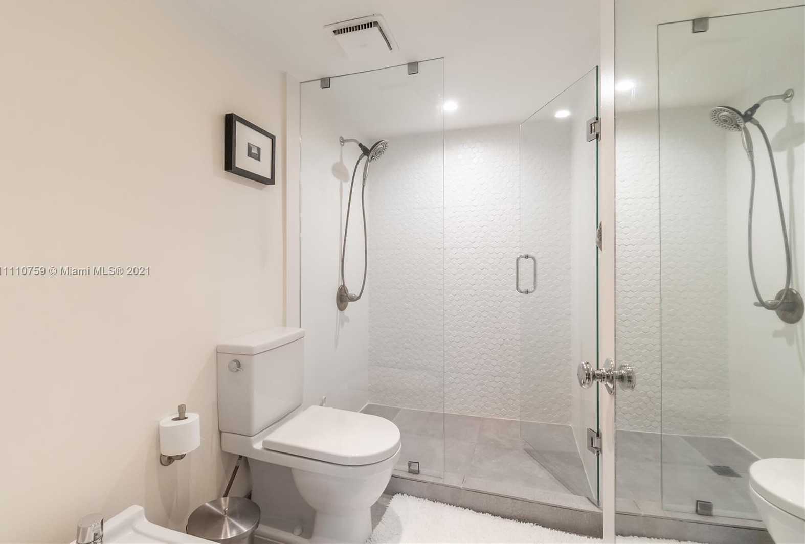 Small Image of 55 OCEAN LANE DR #1027, Key Biscayne Number 15