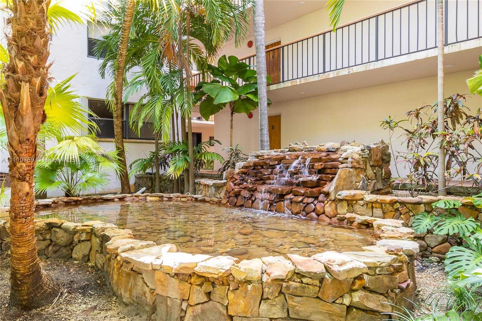 Small Image of 55 OCEAN LANE DR #1027, Key Biscayne Number 20