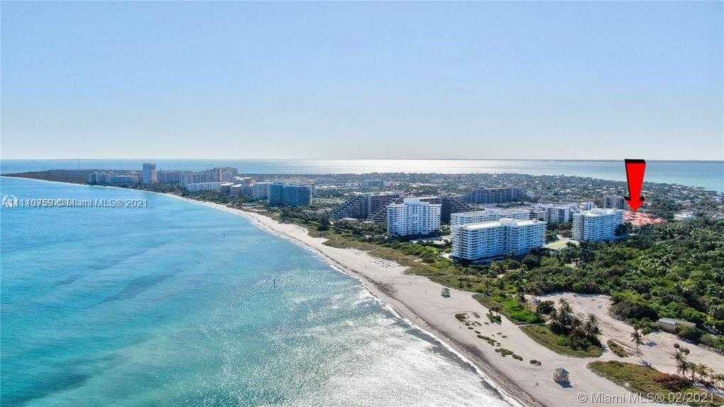 Small Image of 55 OCEAN LANE DR #1027, Key Biscayne Number 22