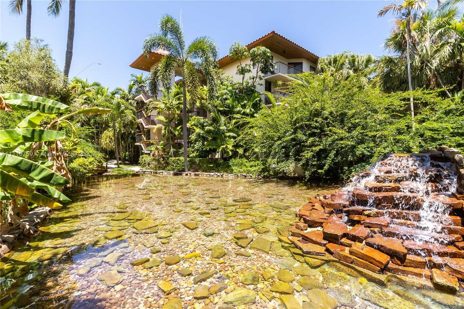 Small Image of 55 OCEAN LANE DR #1027, Key Biscayne Number 26