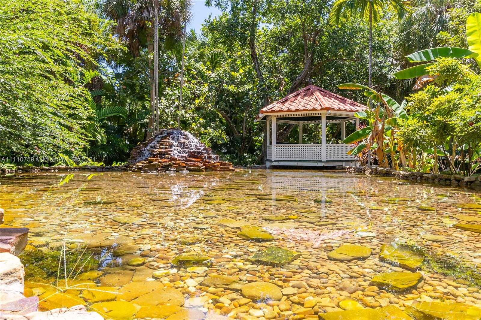 Small Image of 55 OCEAN LANE DR #1027, Key Biscayne Number 28
