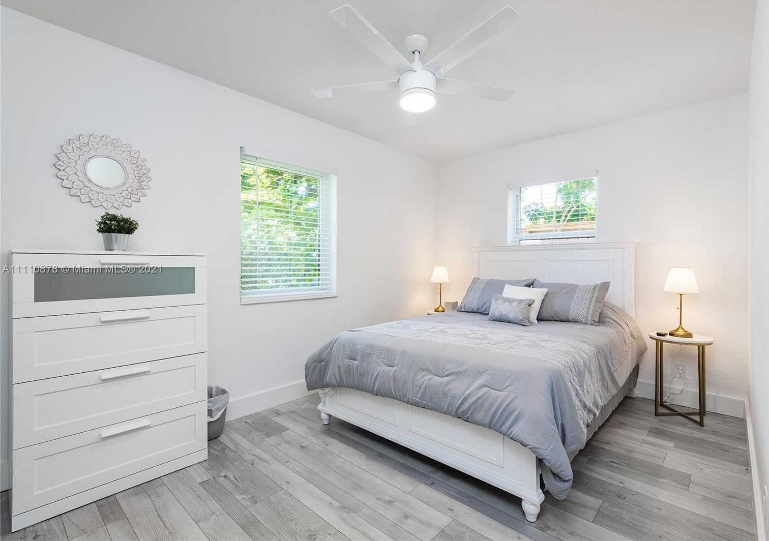 Small Image of 822 NORTH EAST 16TH CT, Fort Lauderdale Number 10