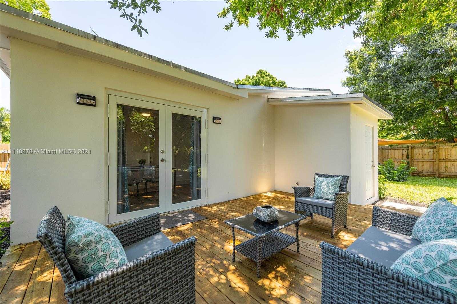 Small Image of 822 NORTH EAST 16TH CT, Fort Lauderdale Number 18