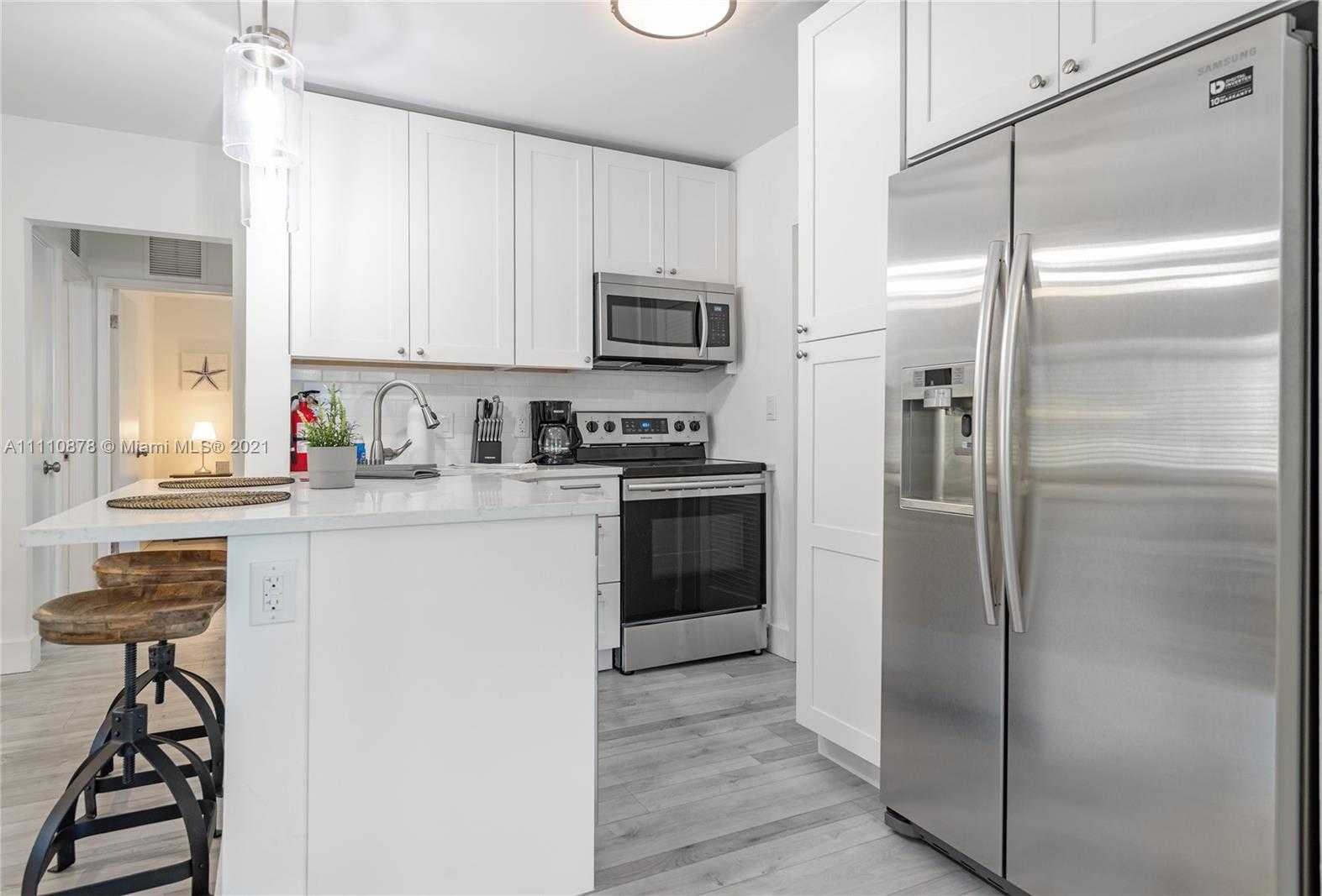 Small Image of 822 NORTH EAST 16TH CT, Fort Lauderdale Number 5