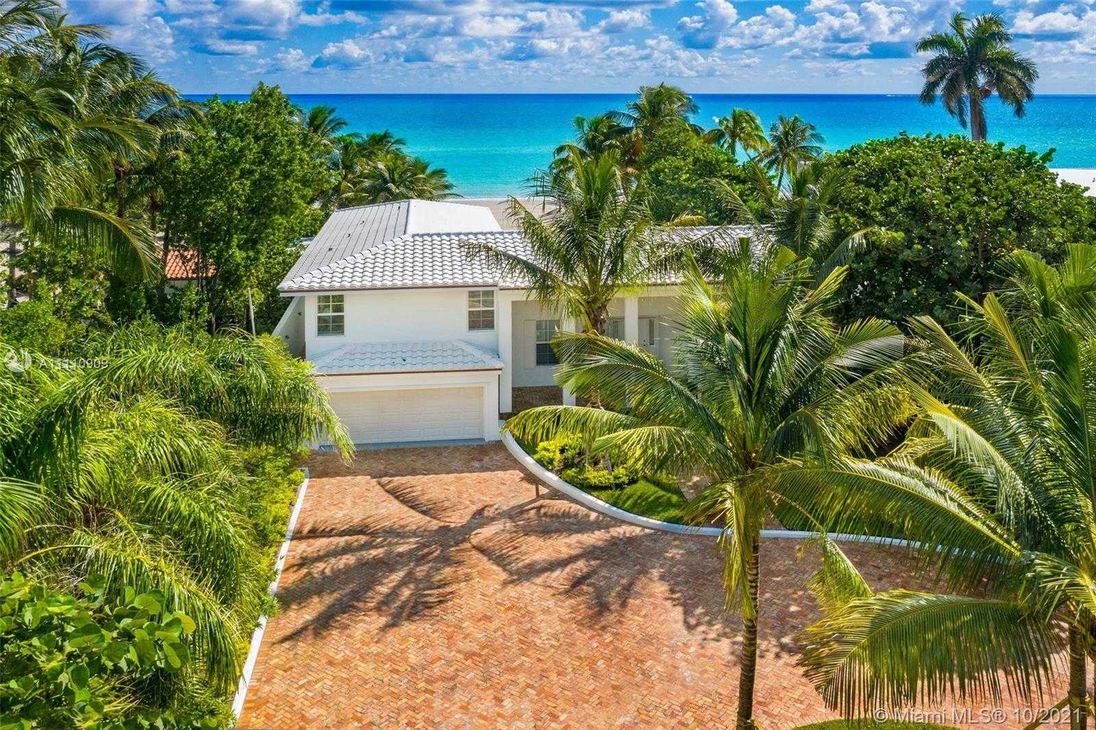 Small Image of 399 OCEAN BLVD, Golden Beach Number 14