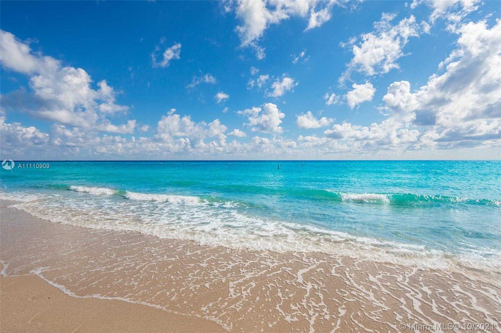 Small Image of 399 OCEAN BLVD, Golden Beach Number 9