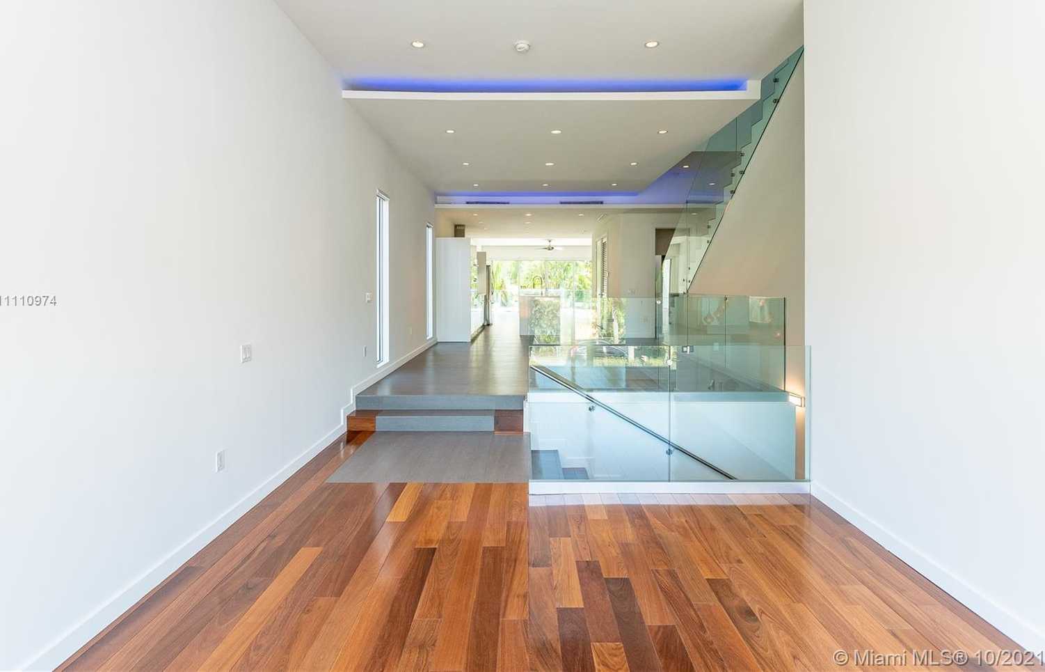 Small Image of 2270 SOUTH WEST 16TH AVE #2270, Miami Number 14