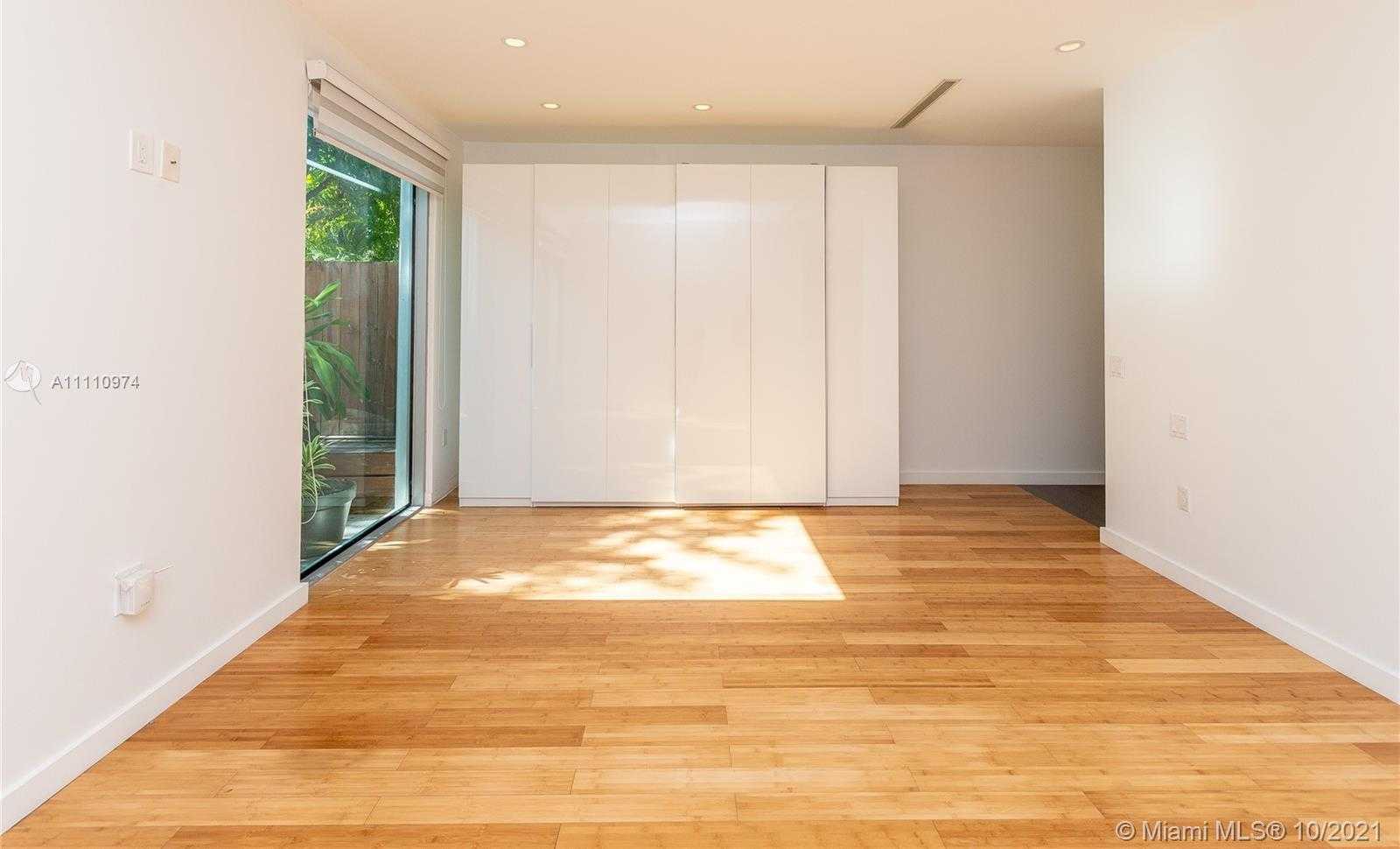 Small Image of 2270 SOUTH WEST 16TH AVE #2270, Miami Number 4