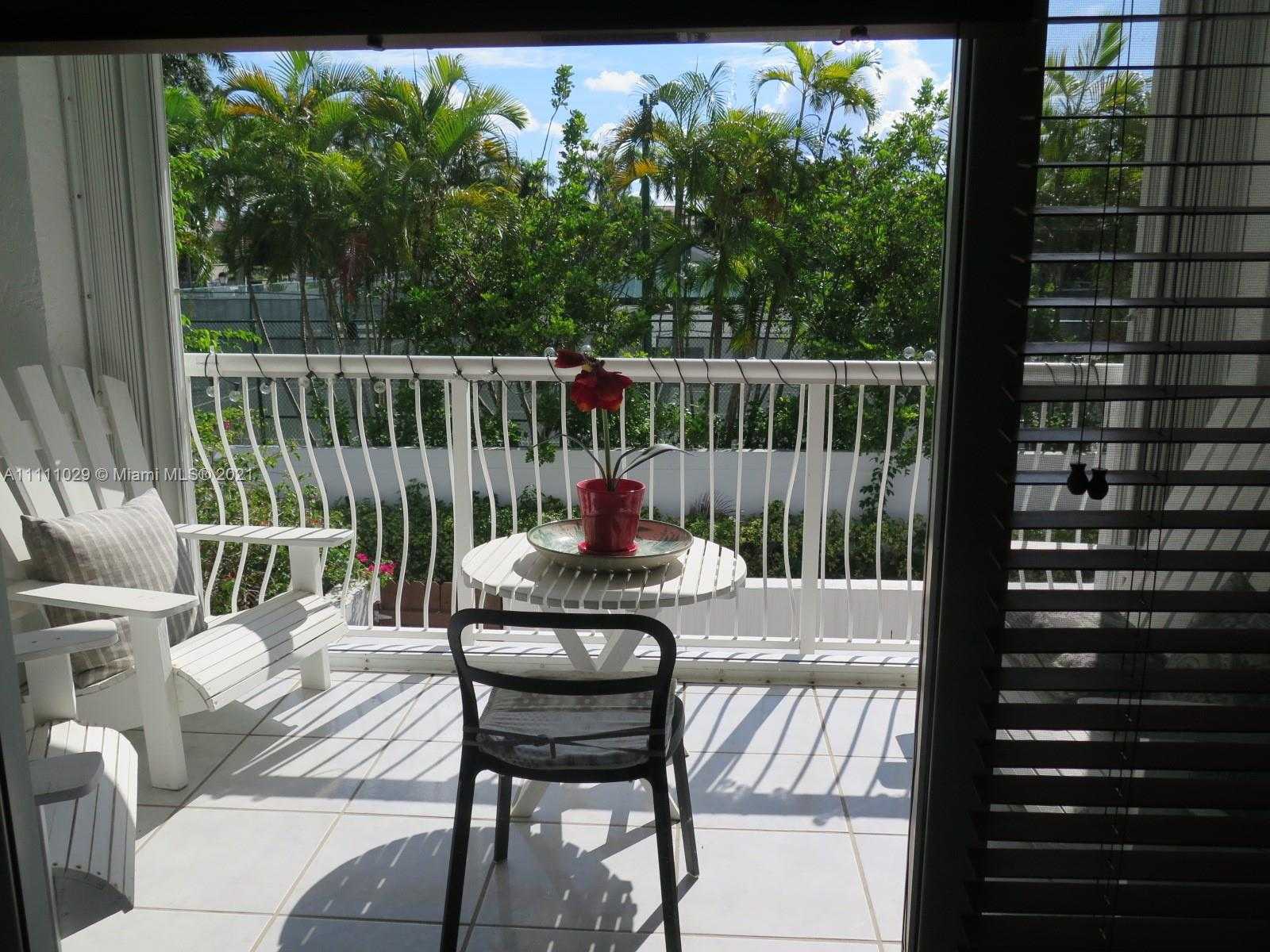 Small Image of 20943 NORTH EAST 37TH CT, Aventura Number 42