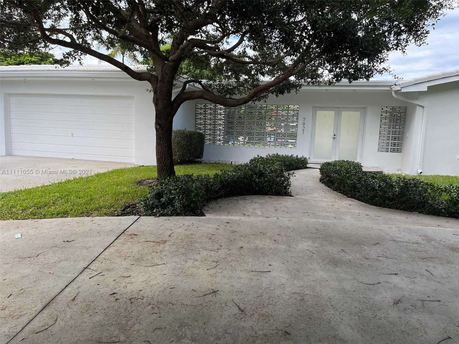 Small Image of 7921 SOUTH WEST 143RD ST, Palmetto Bay Number 2