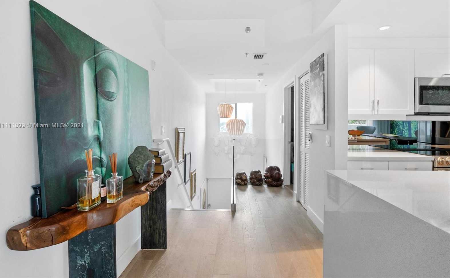 Small Image of 828 3RD ST #312, Miami Beach Number 11