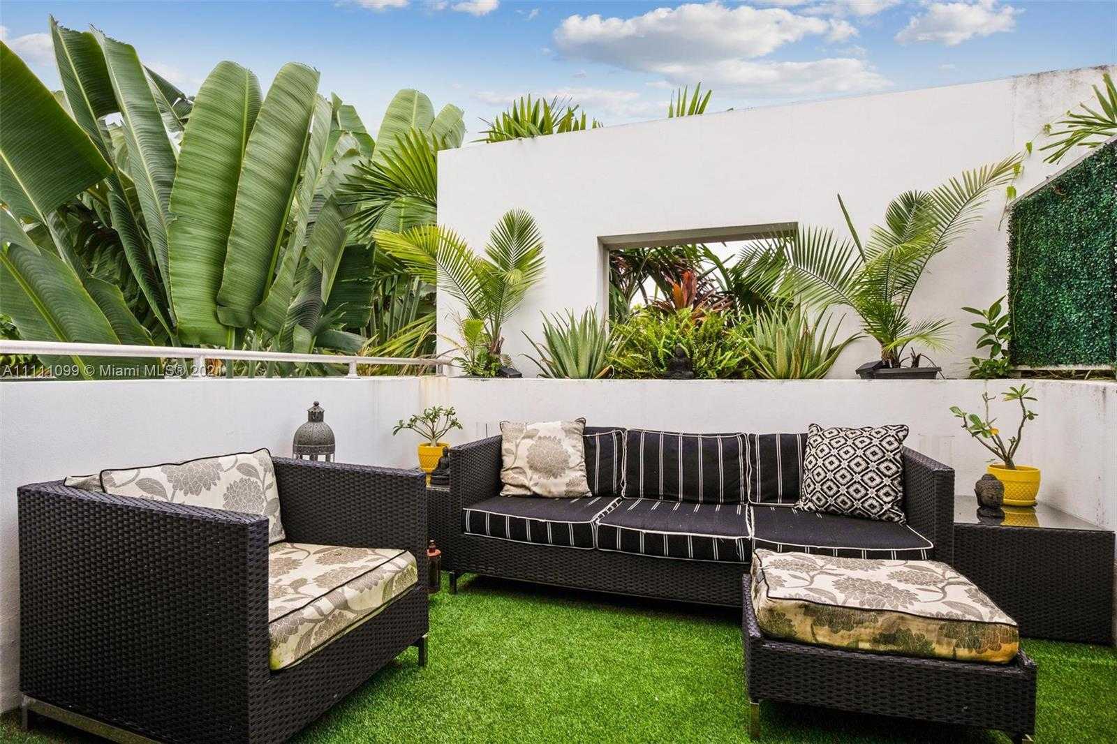 Small Image of 828 3RD ST #312, Miami Beach Number 13