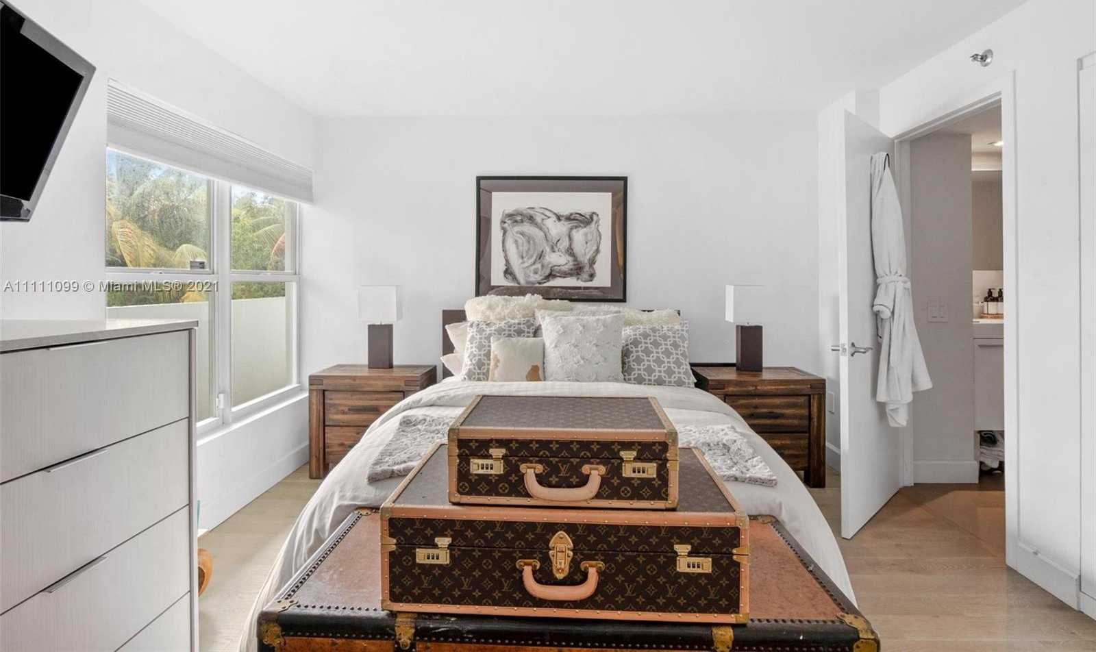 Small Image of 828 3RD ST #312, Miami Beach Number 20