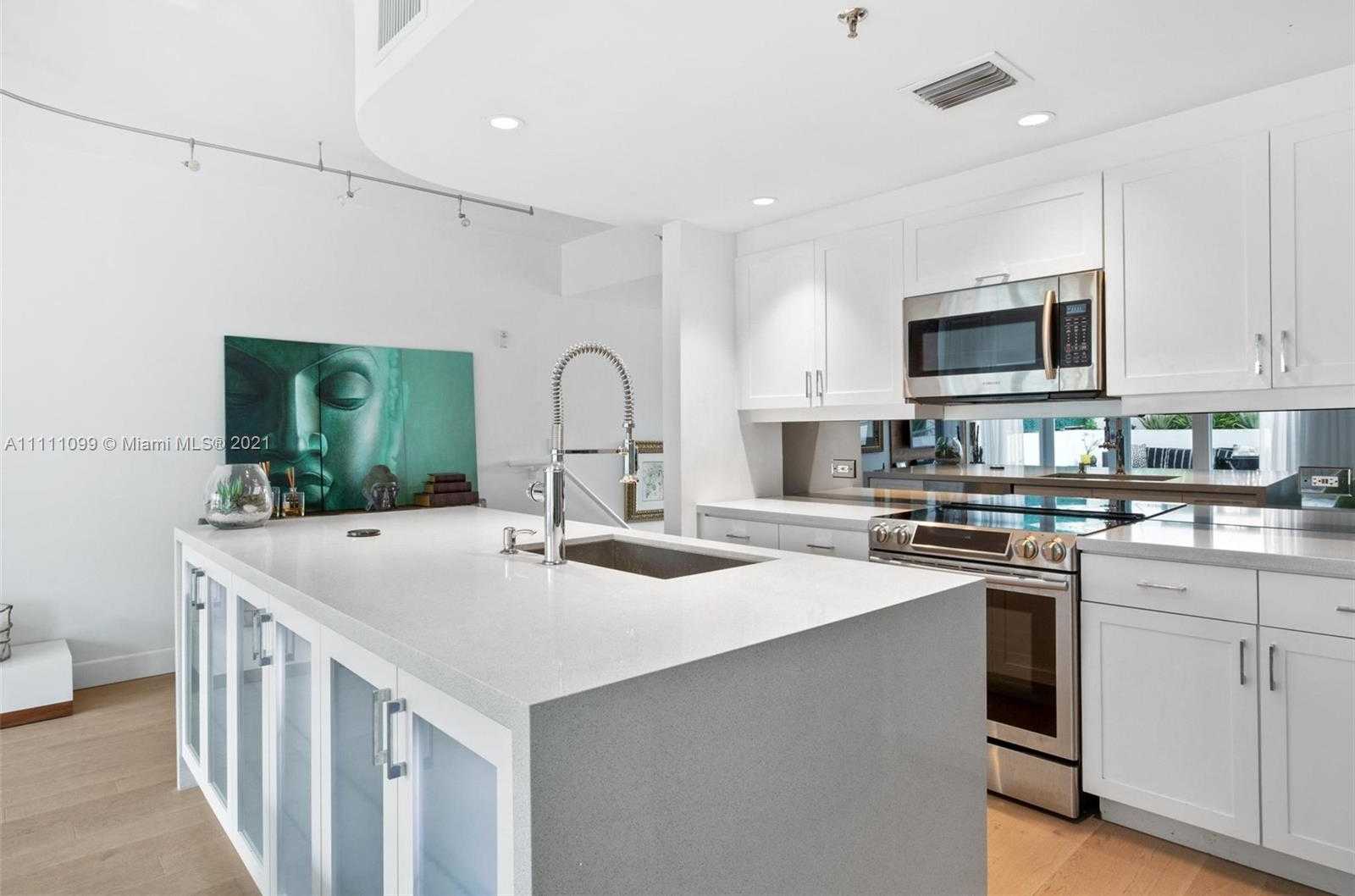 Small Image of 828 3RD ST #312, Miami Beach Number 8