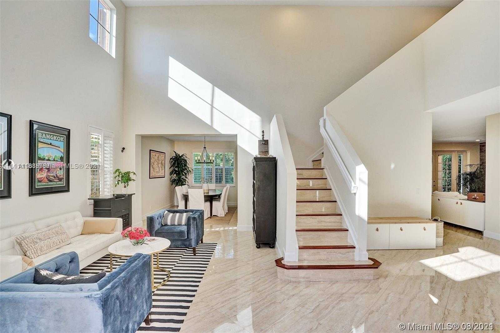 Small Image of 1541 SANDPIPER CIR, Weston Number 19